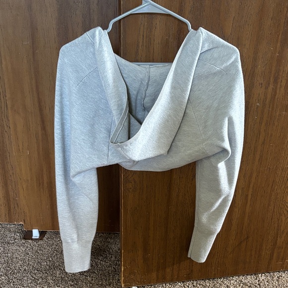 Gray Women's Top - Picture 2 of 2